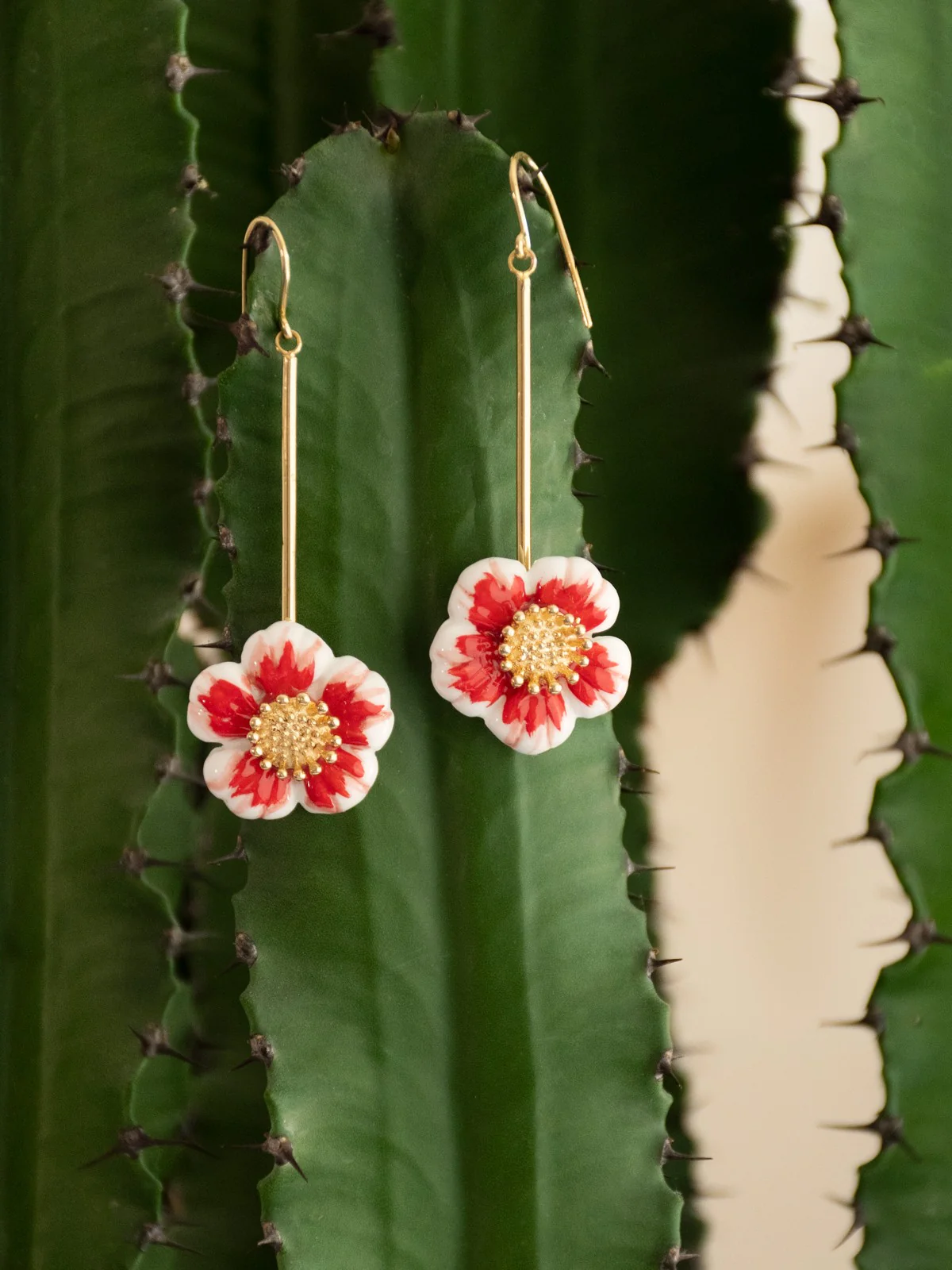 Boucles d'oreilles fleur du désert - Image 3