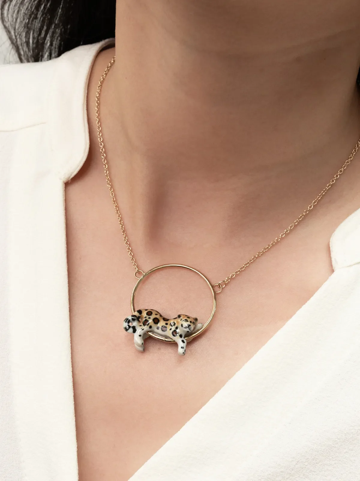 Collier rond léopard - Image 2