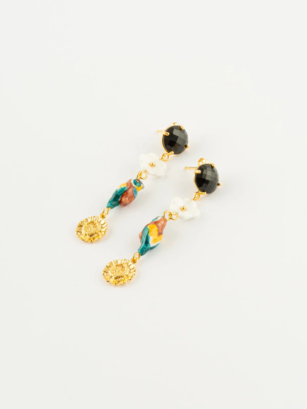 Boucles d'oreilles pendantes fleur & guêpier