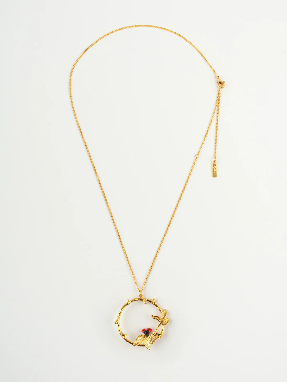 Collier coccinelle sur branche ronde - Image 3