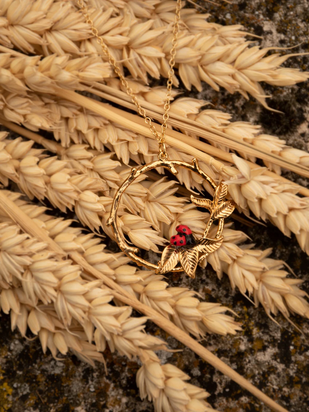 Collier coccinelle sur branche ronde - Image 4