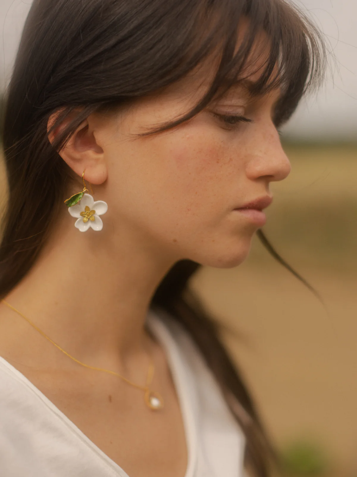Boucles d'oreilles fleur de poirier, poire et feuille - Image 2