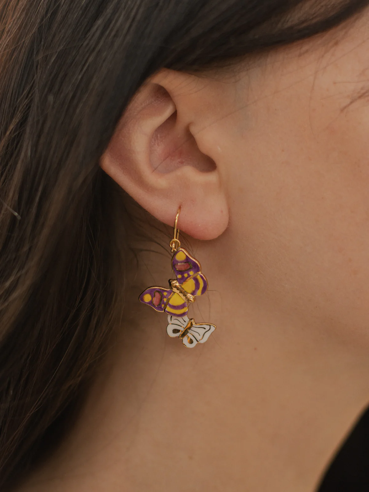 Boucle d'oreilles papillons violet & blanc - Image 2