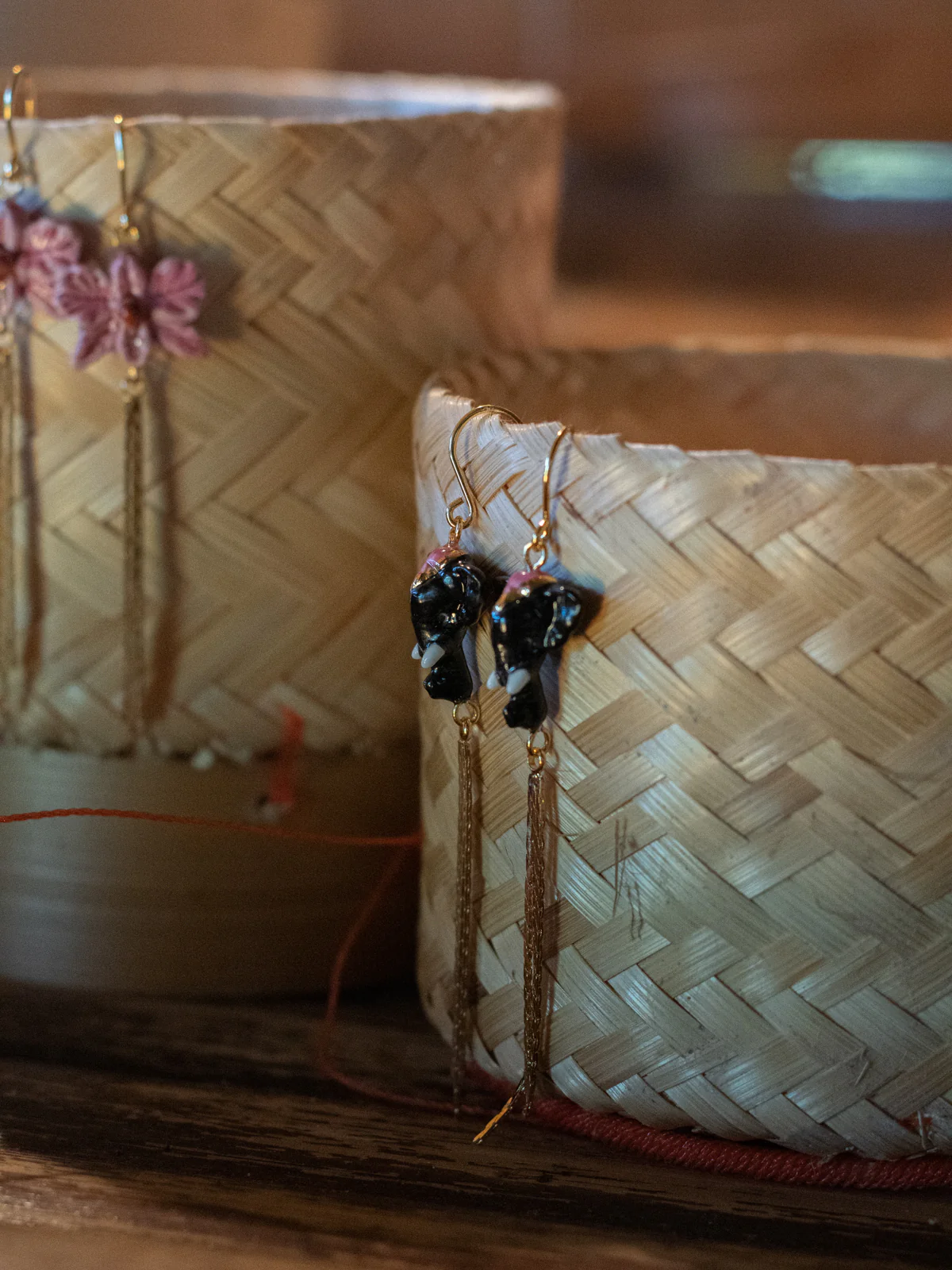 Boucles d'oreilles éléphant d'Asie avec franges - Image 4