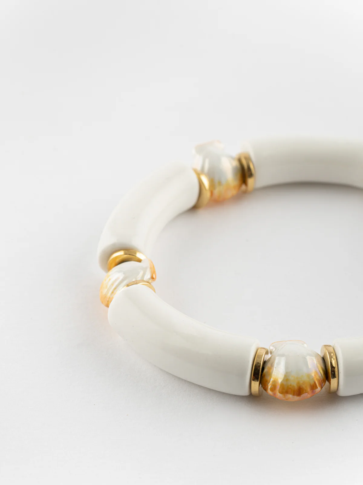 Bracelet perles blanches coquillage - Image 6