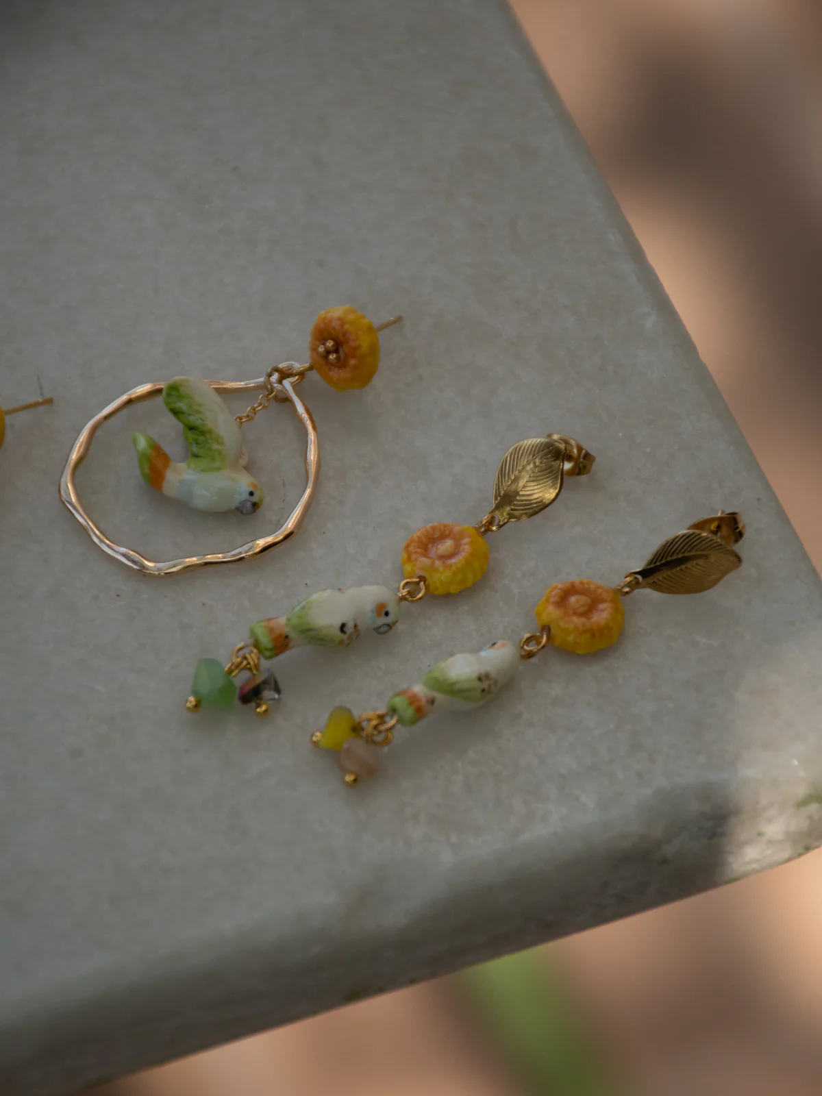 Boucles d'oreilles perruche et pampilles - Image 4