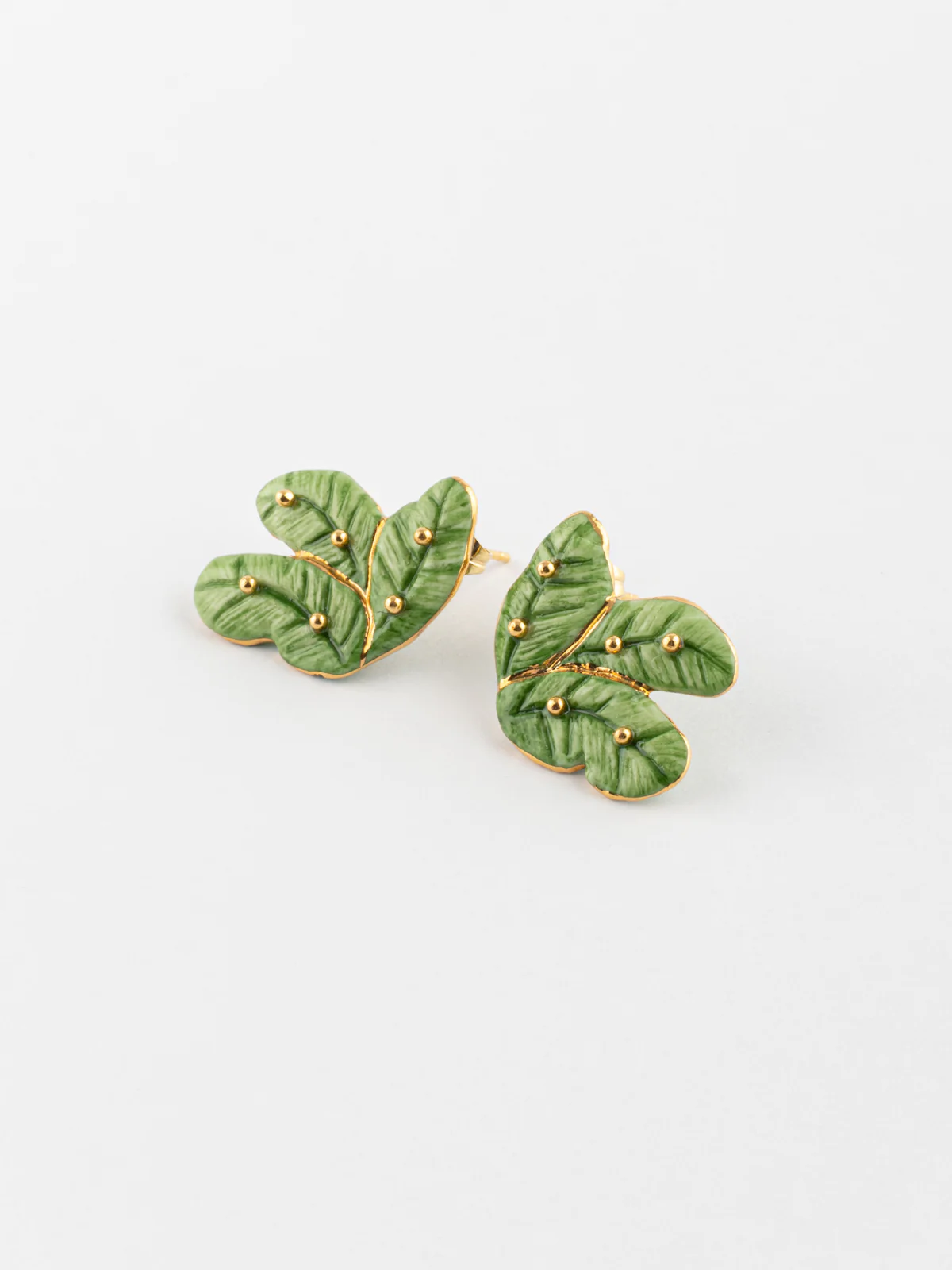 Boucles d'oreilles puces - Feuilles de bananier