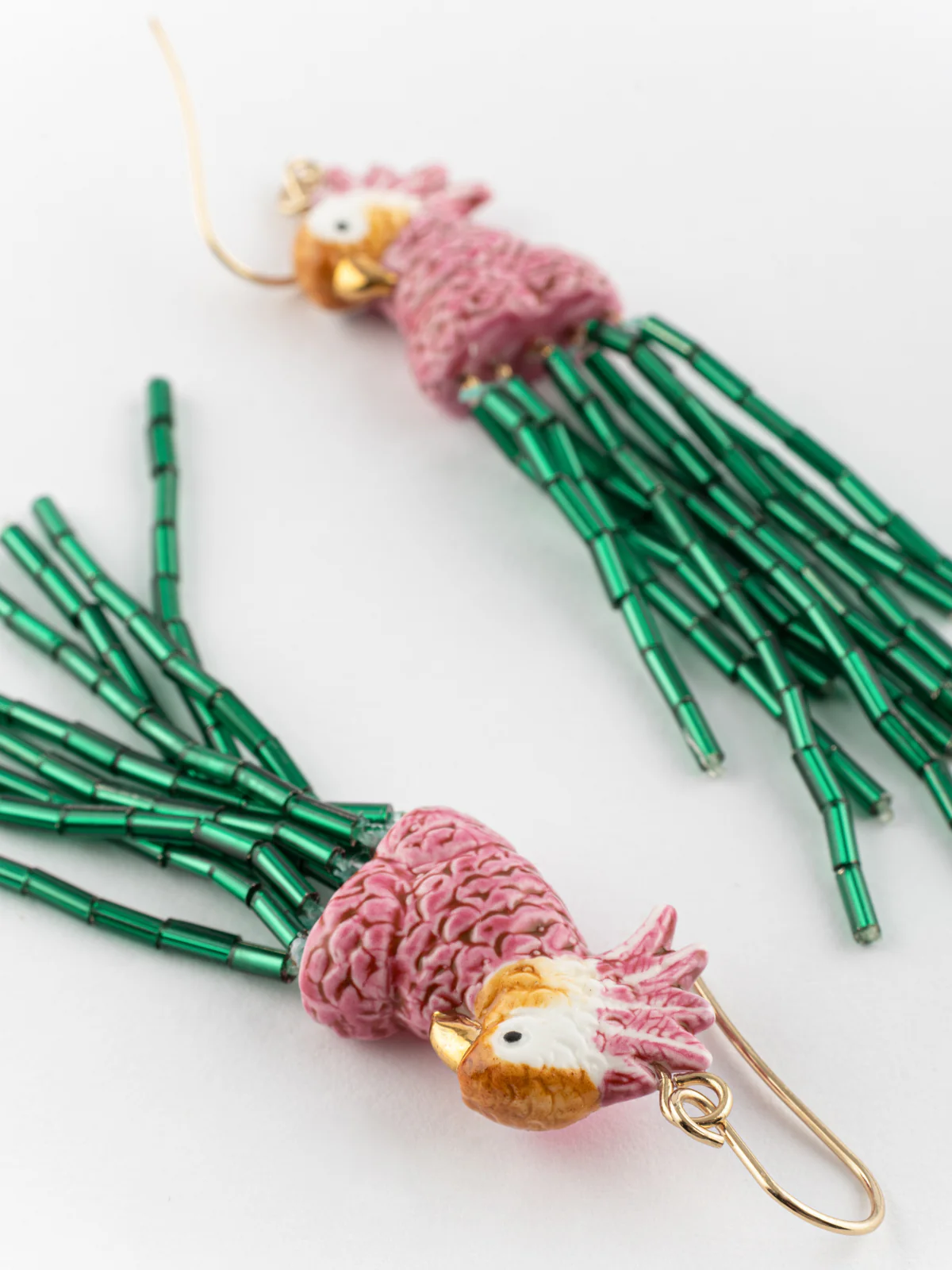 Boucles d'oreilles cacatoès et perles - Image 4