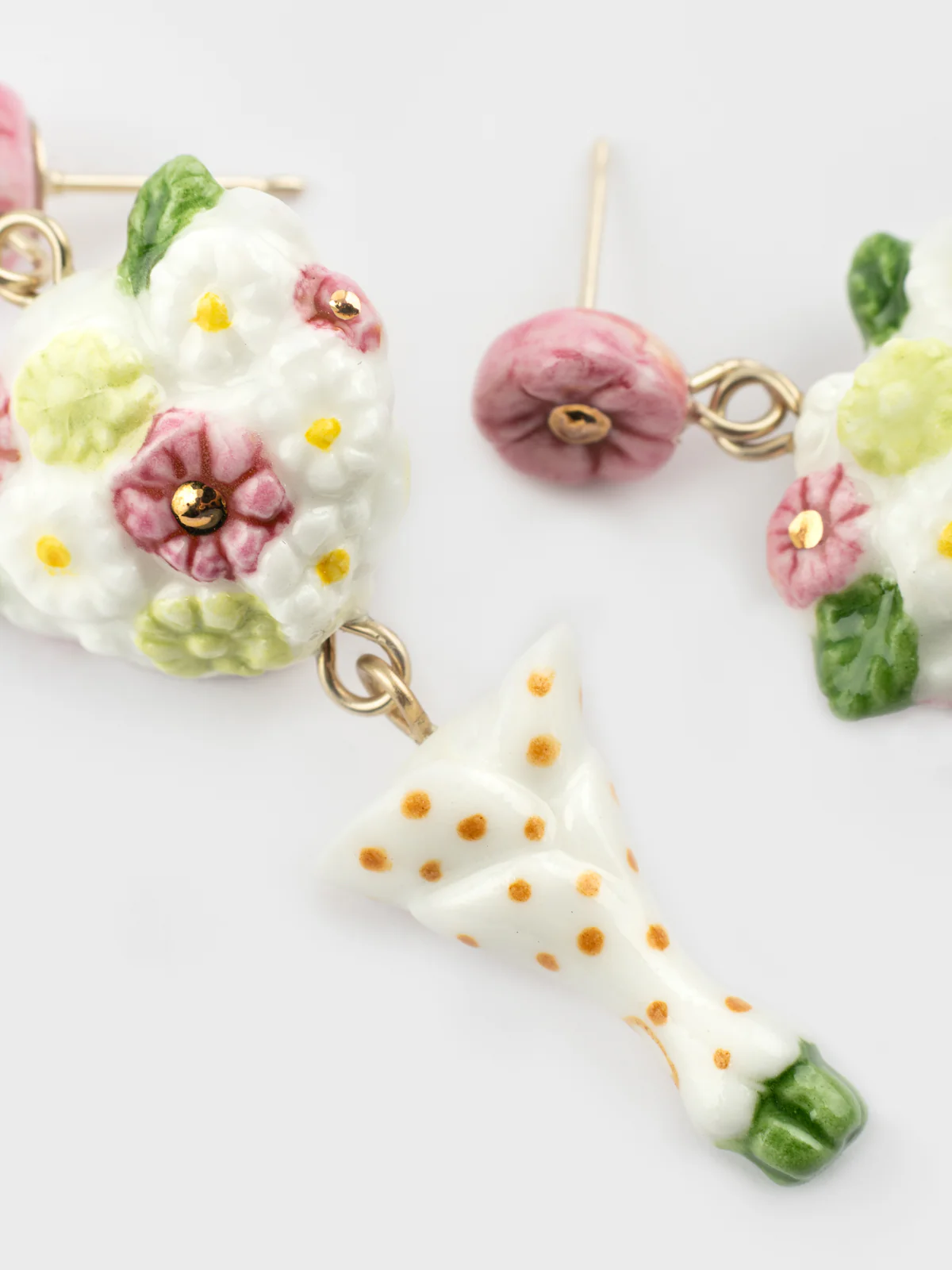 Boucles d'oreilles bouquet de fleurs - Image 3