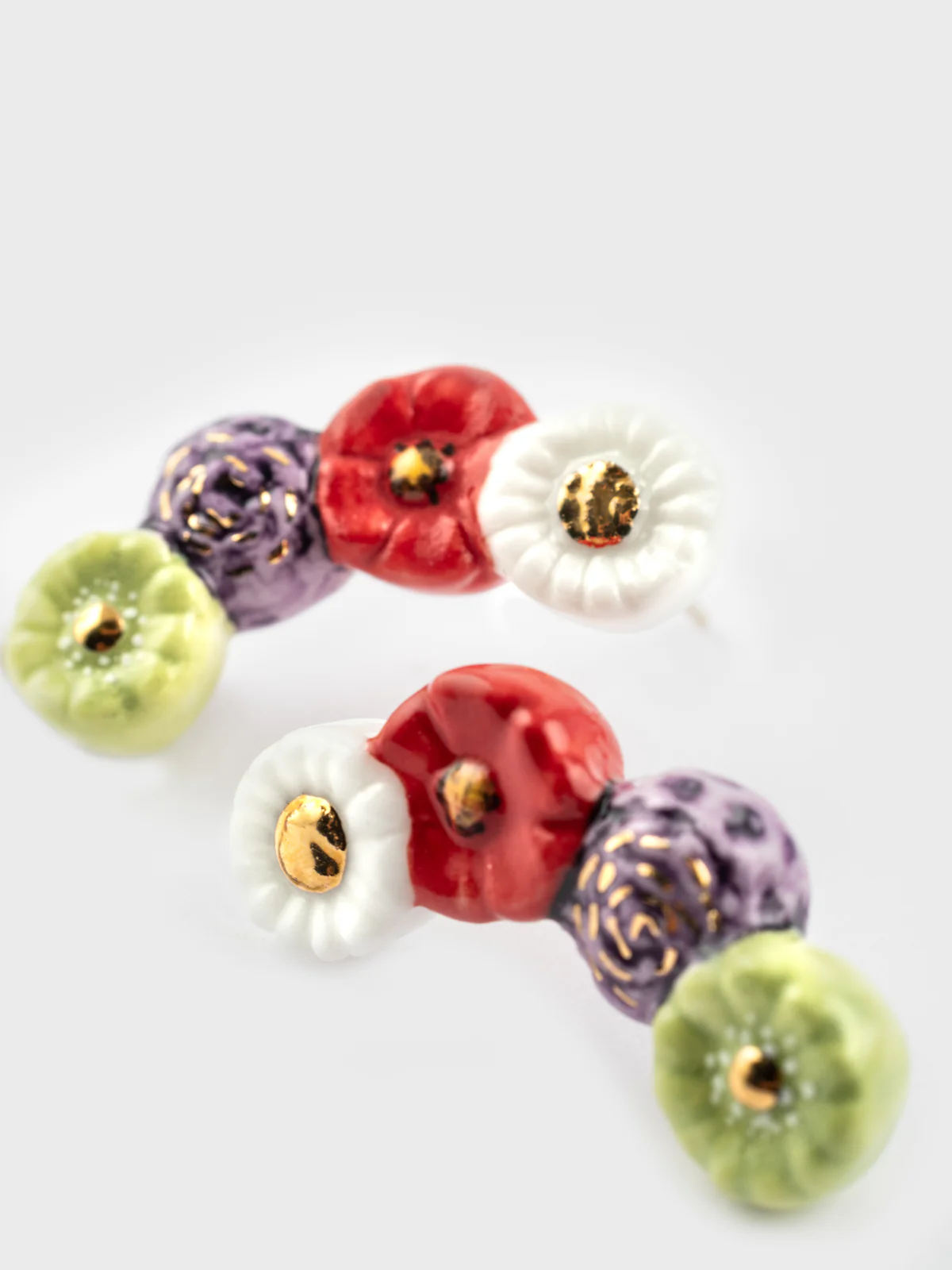 Boucles d'oreilles branche de fleurs - Image 3