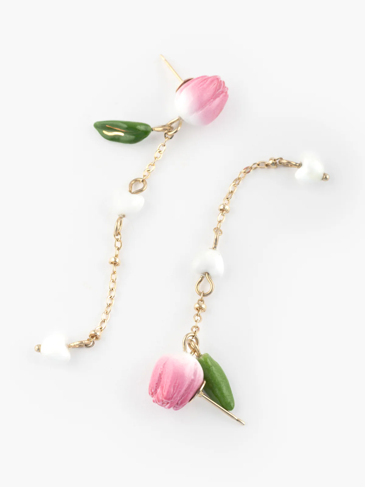 Boucles d’oreilles pendantes chaîne et Tulipe - Image 4