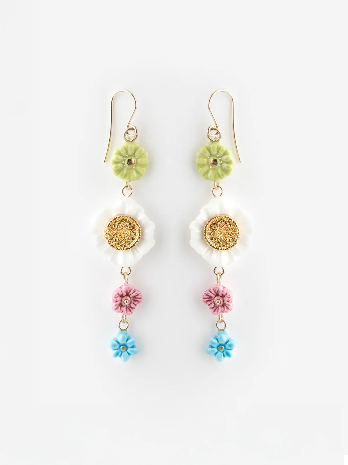 Boucles d'oreilles pendantes à fleurs