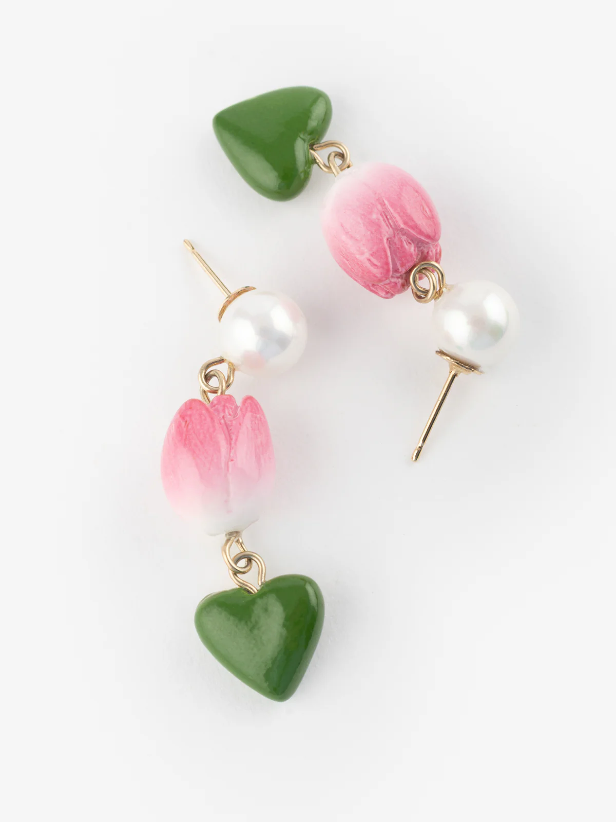 Boucles d’oreilles pendante perle, tulipe et cœur - Image 4