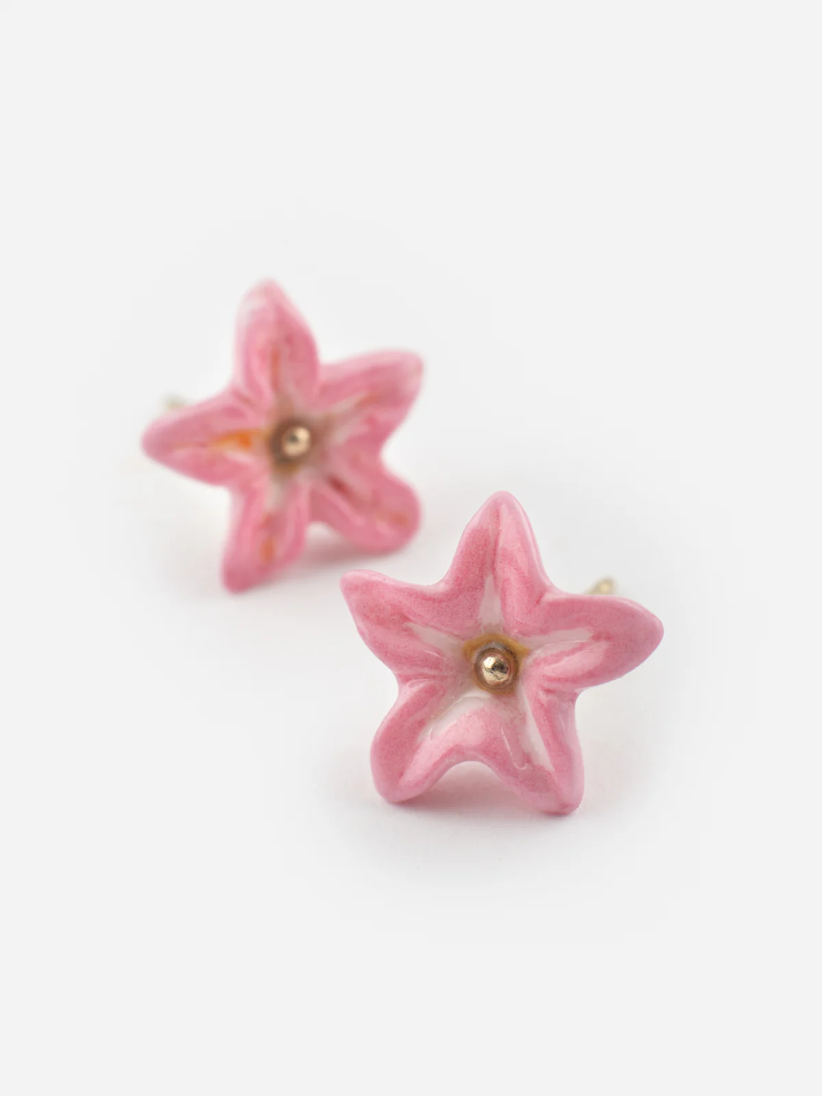 Boucles d'oreilles puces petites -  Lys rose - Image 3