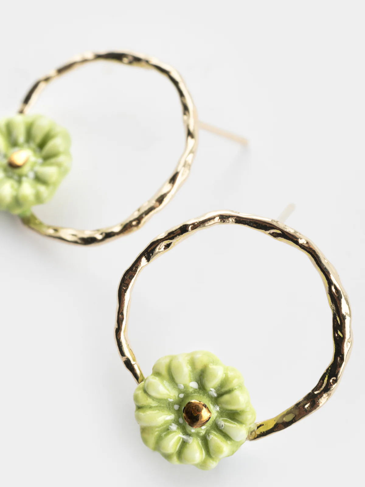 Boucles d'oreilles rondes fleur verte - Image 3