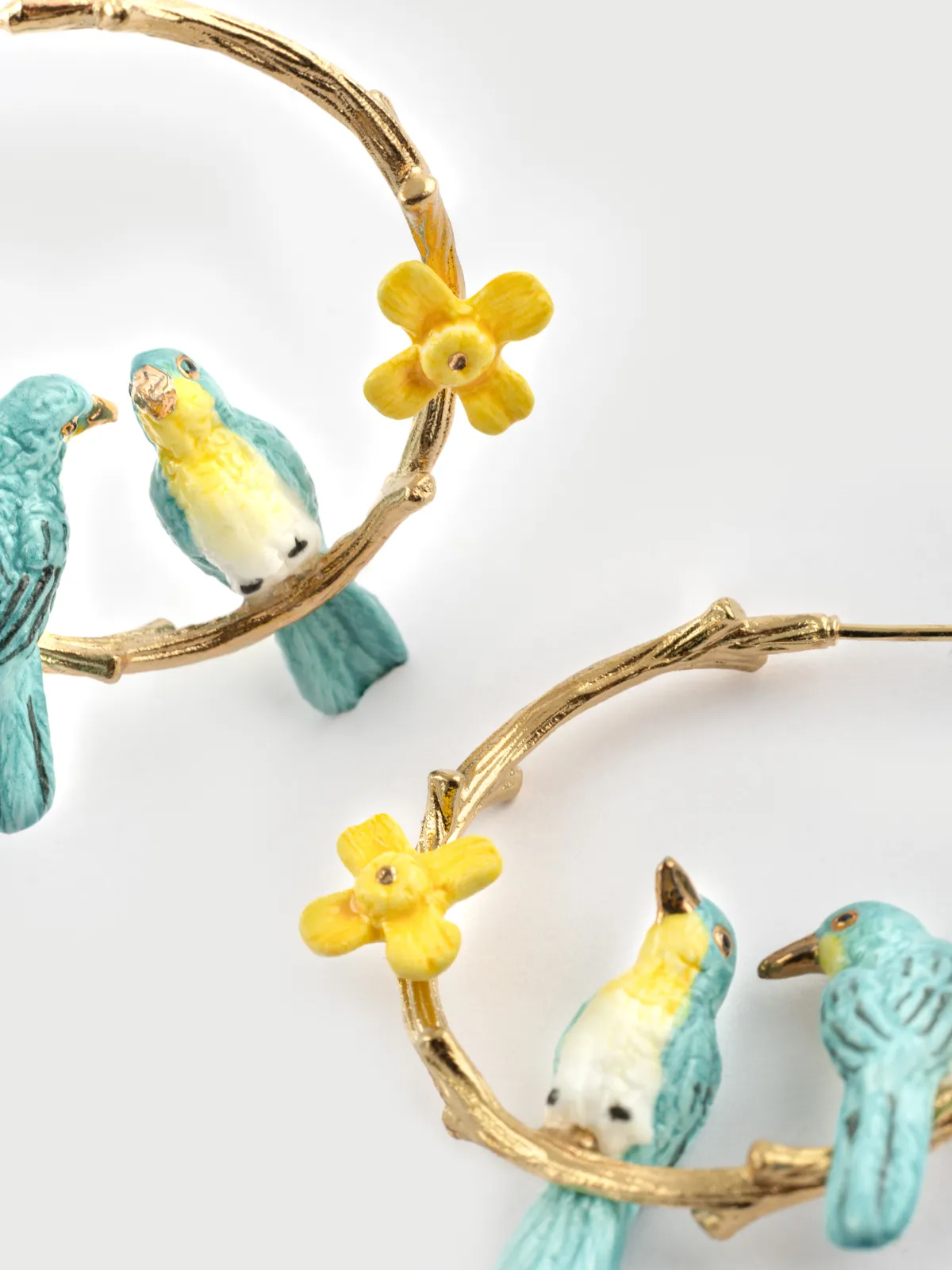 Boucles d'oreilles branches Oiseaux Amoureux et Jonquilles - Image 4