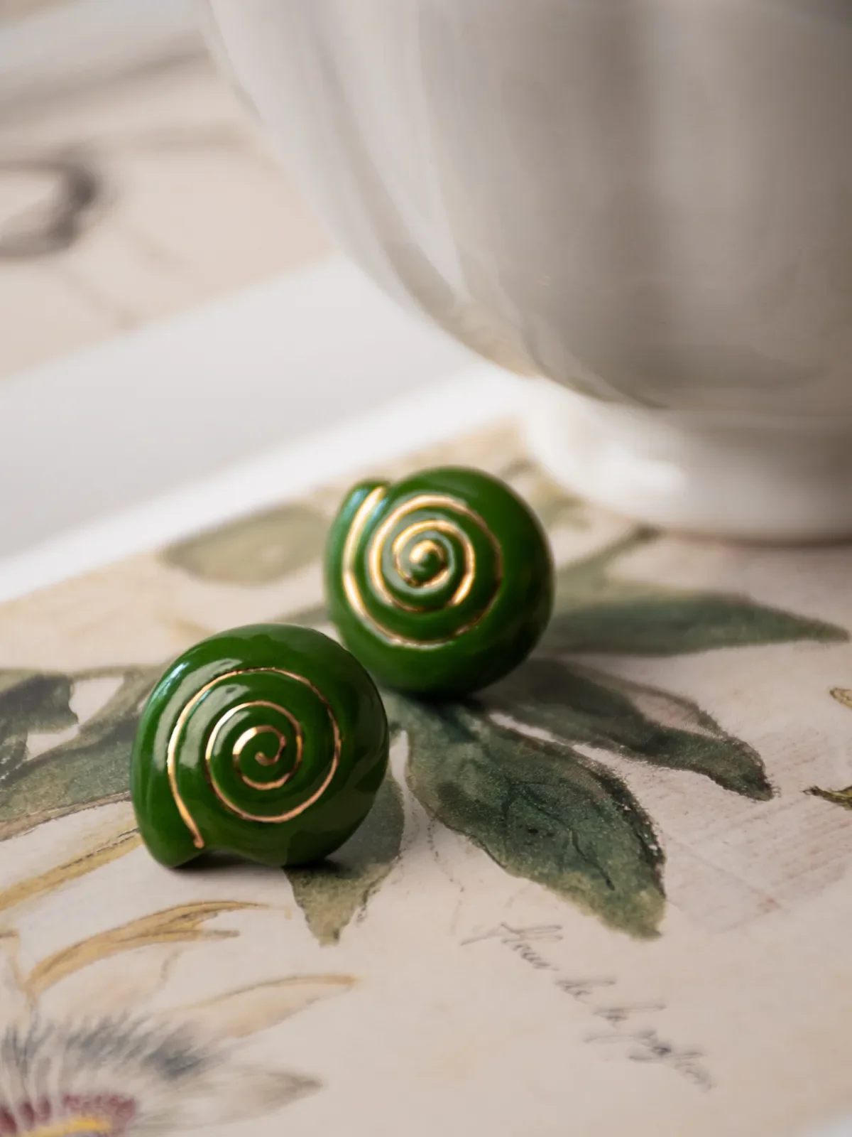 Boucles d'oreilles puces - Escargot vert - Image 5