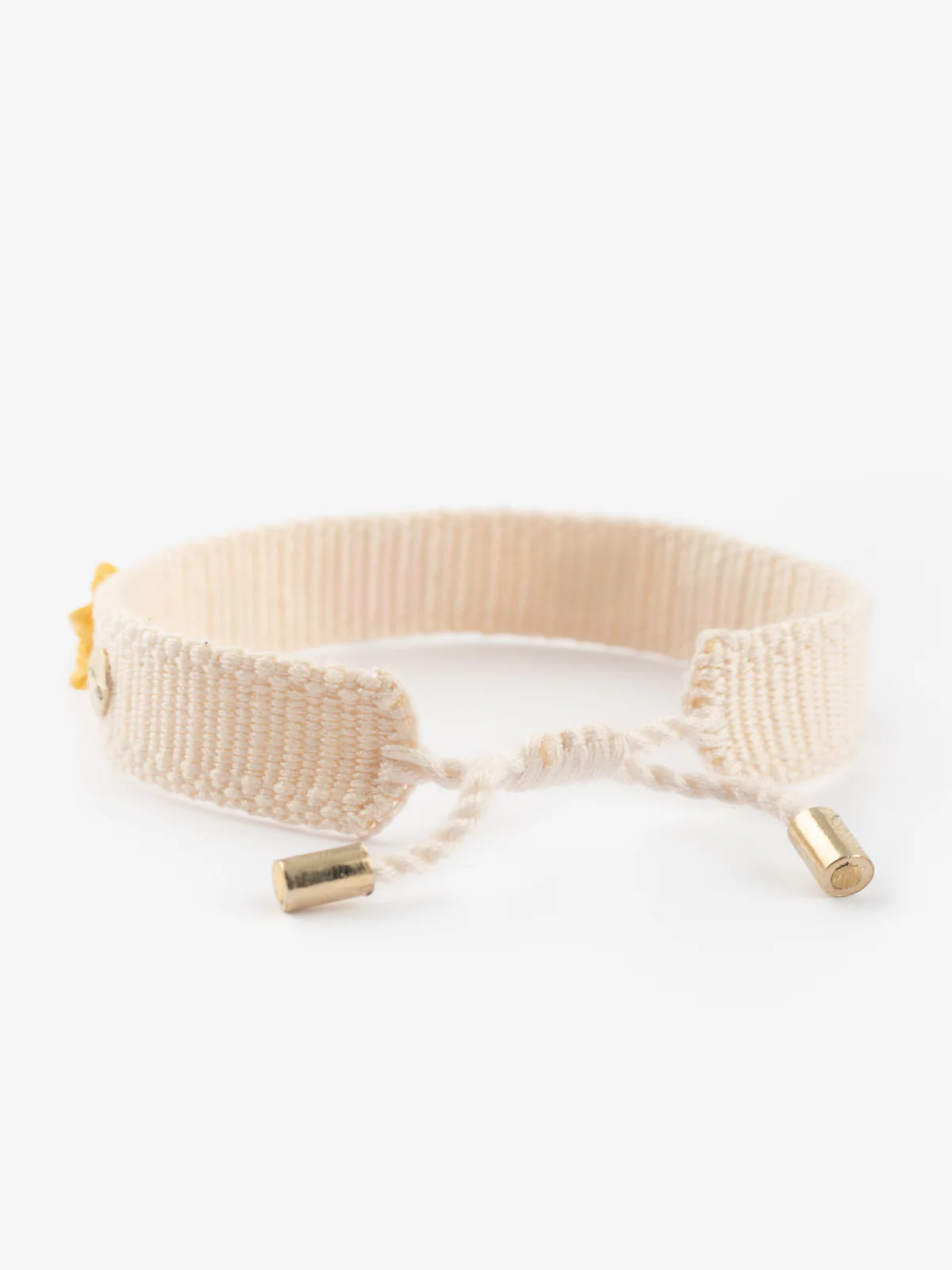 Bracelet tressé beige à charms - Image 5
