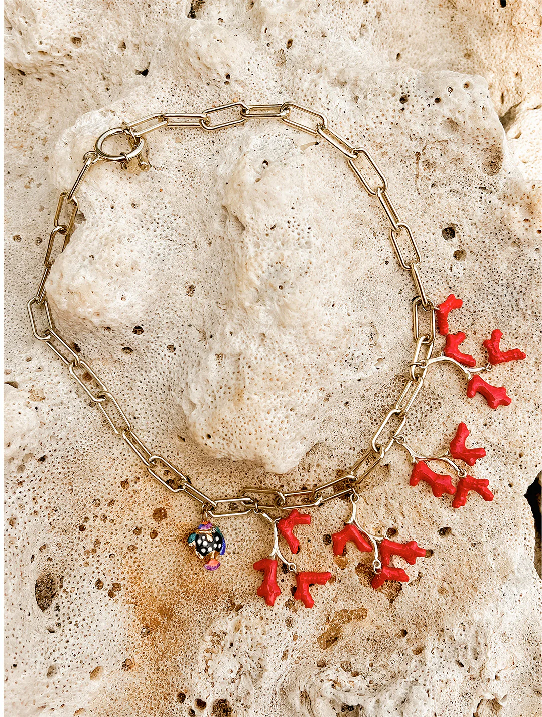 Collier corail rouge et poisson tacheté - Image 4