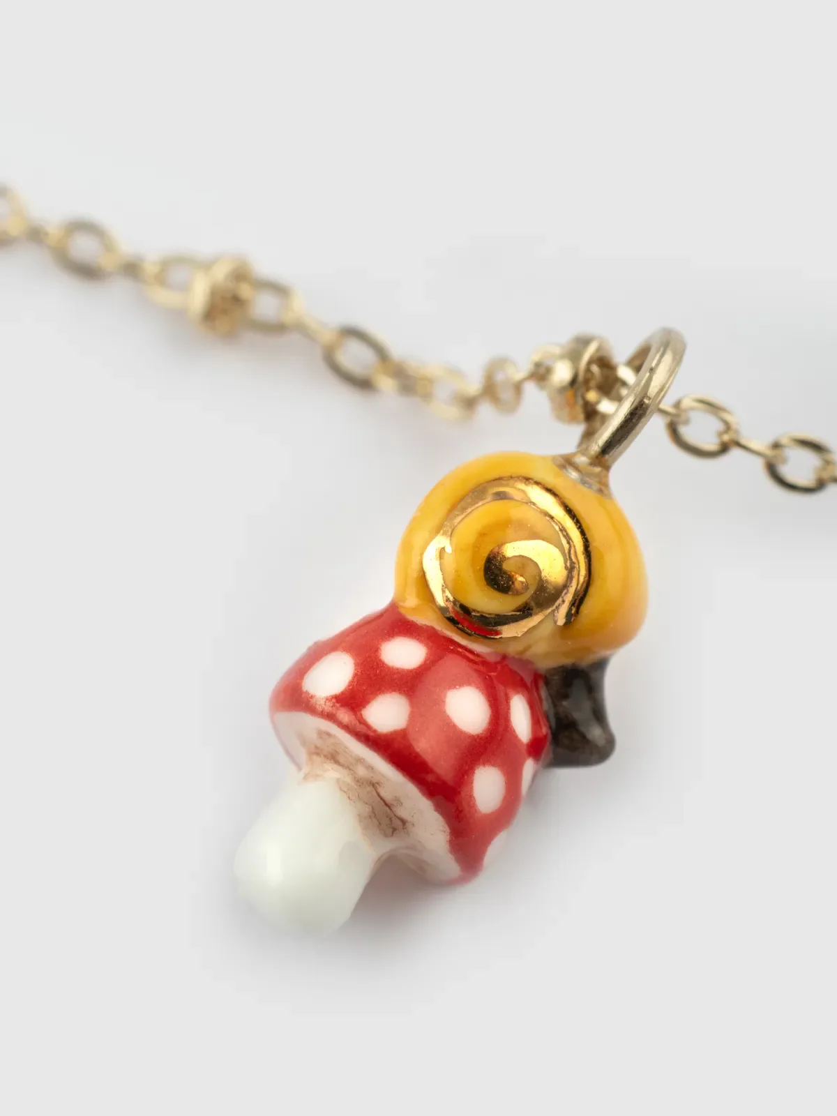 Collier escargot et champignon - Image 5