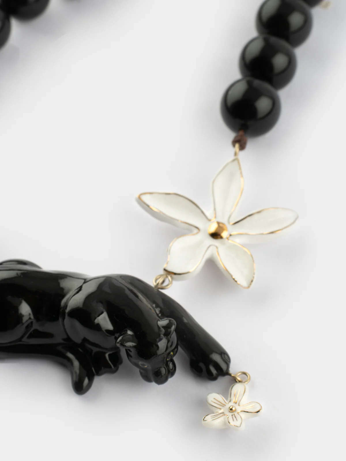 Collier Panthère, fleur et perles - Image 6