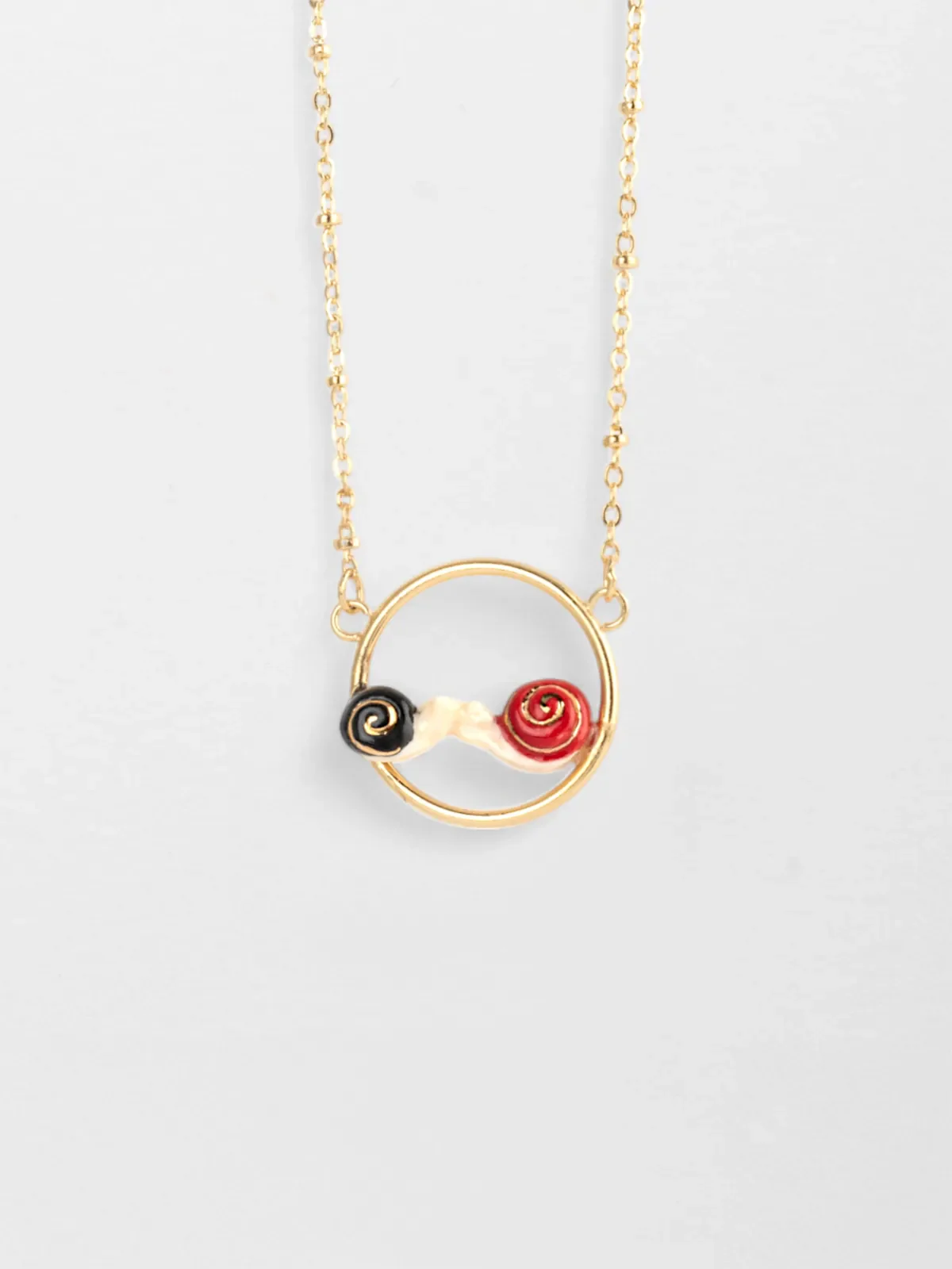 Collier rond escargots amoureux