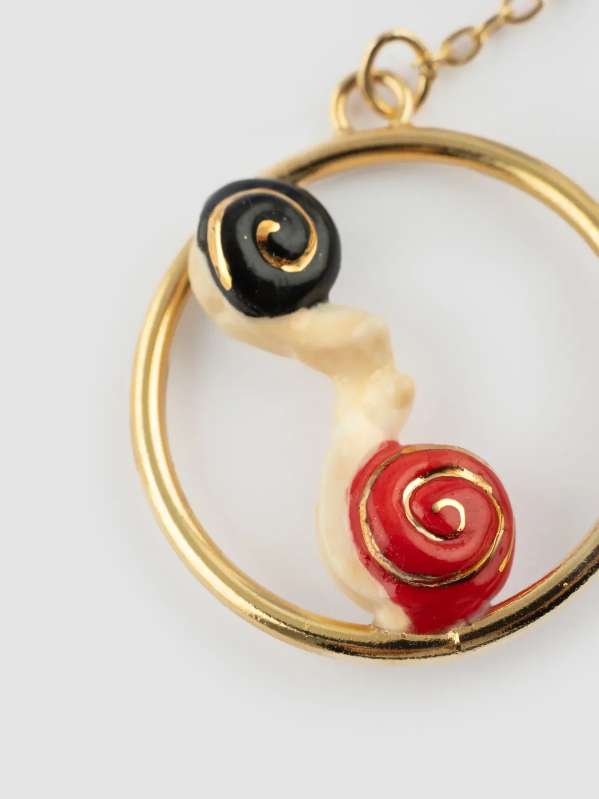Collier rond escargots amoureux - Image 4
