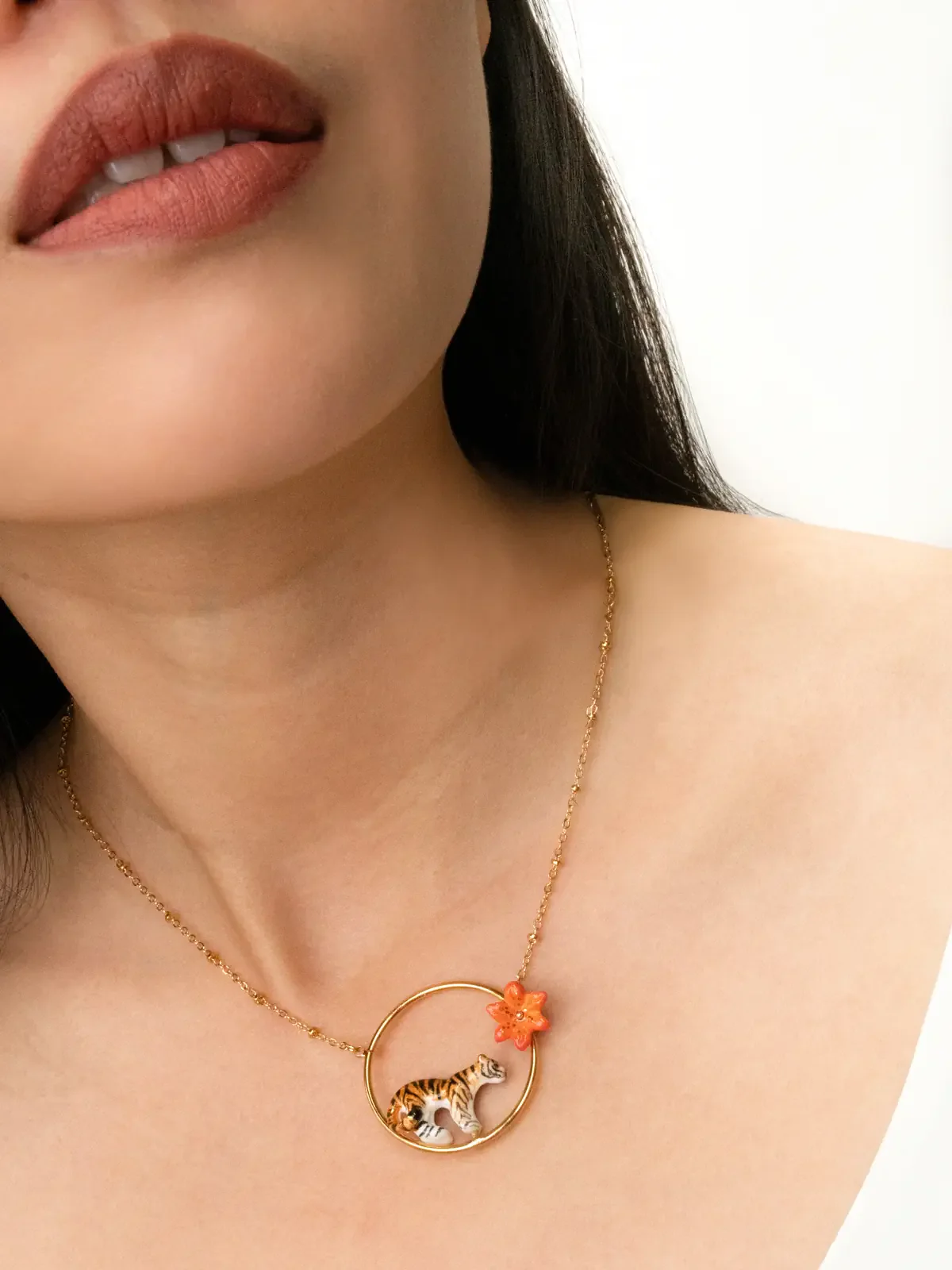 Collier rond tigre et lys - Image 3