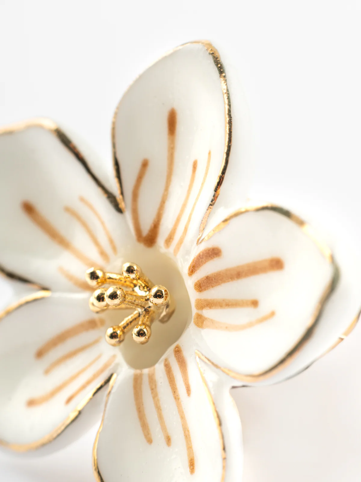 Pin's fleur blanche - Image 4